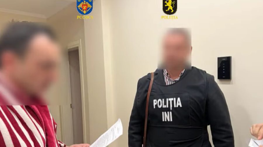 VIDEO Administratorul unei companii de închirieri auto s-a trezit cu ofițerii INI la ușă. Ce infracțiune a săvârșit