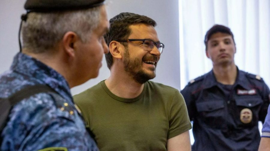 Opozantul rus Ilia Iașin vrea terminarea războiului și demisia lui Putin. „E imposibil să schimbi țara din exterior”