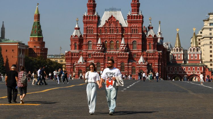 Stilul de viață fără copii, pedepsit în Rusia. Noua lege prevede apărarea „valorilor tradiţionale”