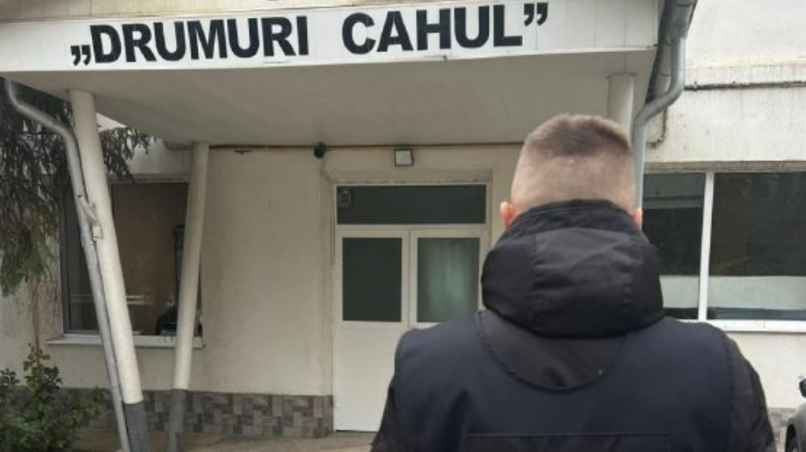 S-a furat pietriș la Cahul! Procurorii și ofițerii INI au descins cu percheziții la conducerea SA „Drumuri Cahul”