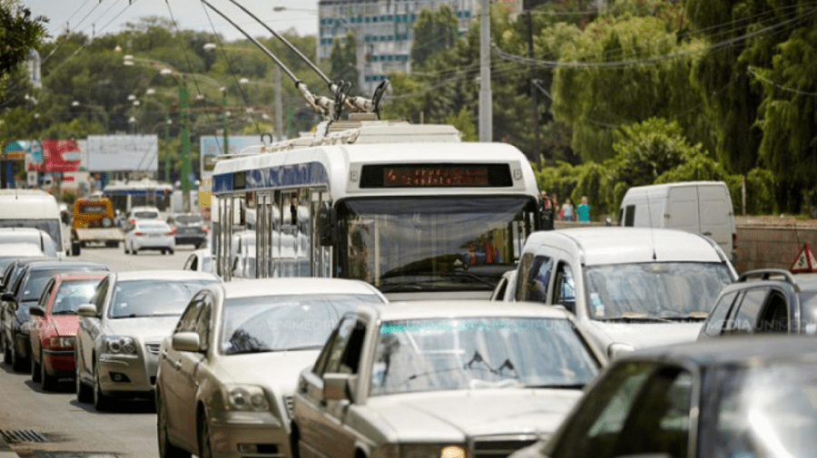 Sâmbătă, evitați acest drum din centrul Chișinăului