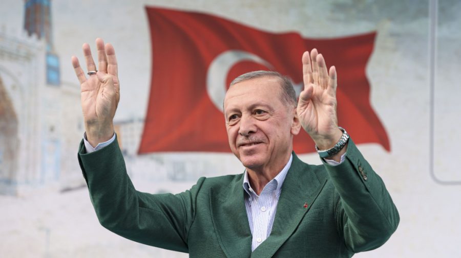 Erdogan redeschide frontiera și spune că nu vrea teritorii din Siria: „Vântul schimbării va fi benefic pentru toți”