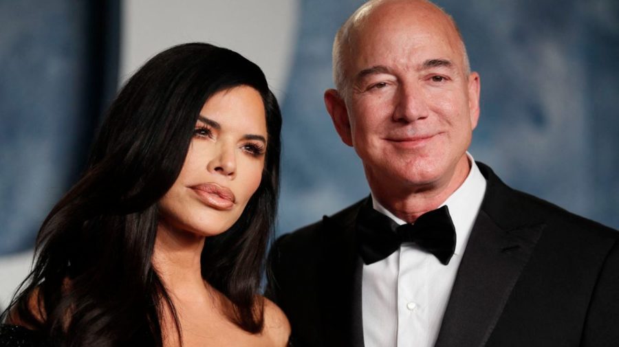 Jeff Bezos ar urma să facă nuntă de 600 de milioane la Aspen. Cine este logodnica miliardarului