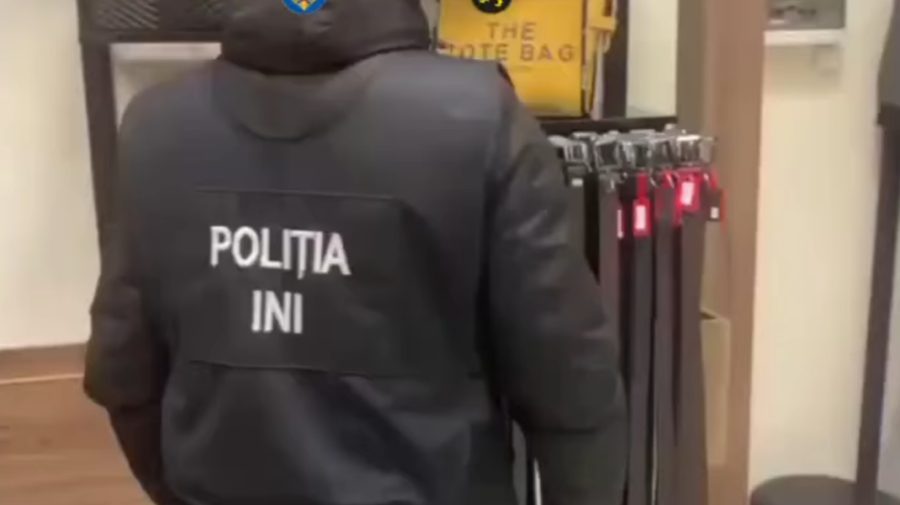 VIDEO Mărfuri de contrabandă din Turcia, vândute la Comrat și Chișinău. Mai multe persoane, în vizorul poliției