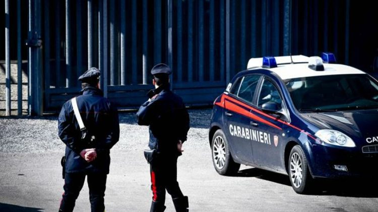 Poliția italiană a arestat o călugăriță pentru legături cu mafia