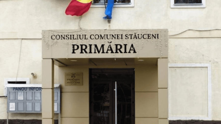 Stăuceniul va avea o nouă clădire a Primăriei. Actualul sediu s-ar putea prăbuși, recunoaște edilul. VIDEO
