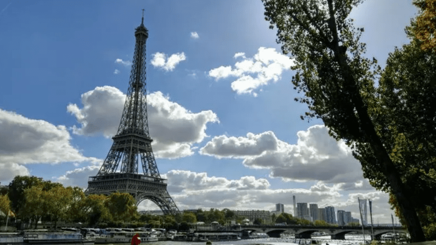 Turnul Eiffel, evacuat în ajunul Crăciunului. Ce s-a întâmplat