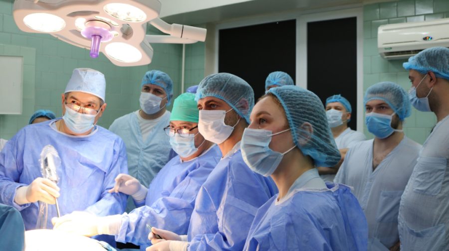 PREMIERE medicale la Spitalul Clinic Bălți: Doi pacienți au primit o nouă șansă la viață