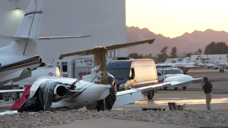 Accident aviatic în SUA. Două avioane s-au ciocnit pe un aeroport din Arizona