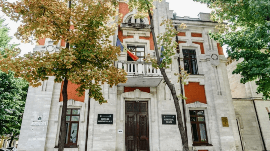 Prea multă publicitate au difuzat la TV. Trei posturi de televiziune au fost sancționate cu 219.000 de lei