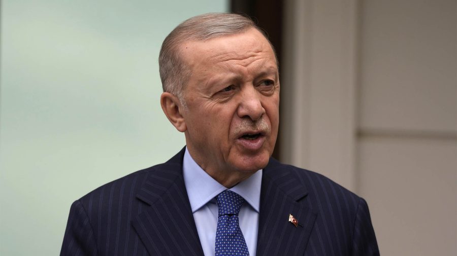 Recep Tayyip Erdogan anunță că Turcia e dispusă să găzduiască negocierile de pace