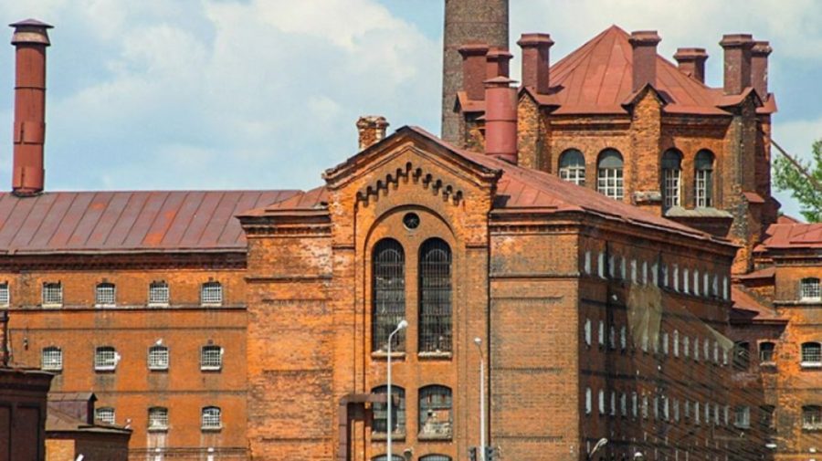 O celebră închisoare din Sankt Petersburg, vândută la licitaţie. Va fi transformată în hotel, restaurante și muzeu