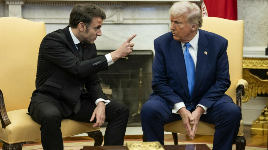 VIDEO Emmanuel Macron l-a întrerupt pe Donald Trump și l-a corectat pe tema ajutorului european pentru Ucraina
