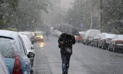 Meteorologii din România anunță primele ninsori din această toamnă. Ce se întâmplă în Moldova