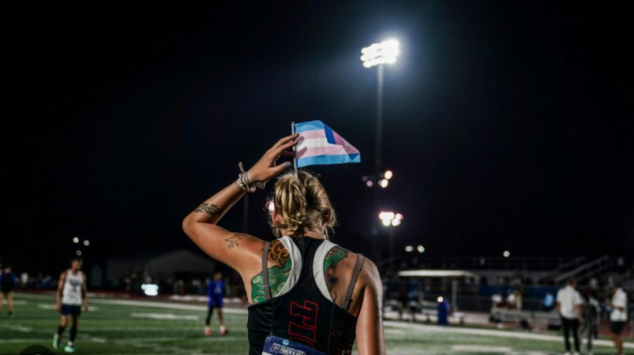 Sportivii transgenderi nu vor mai putea participa la sporturile feminine. Ordinul executiv semnat de Trump