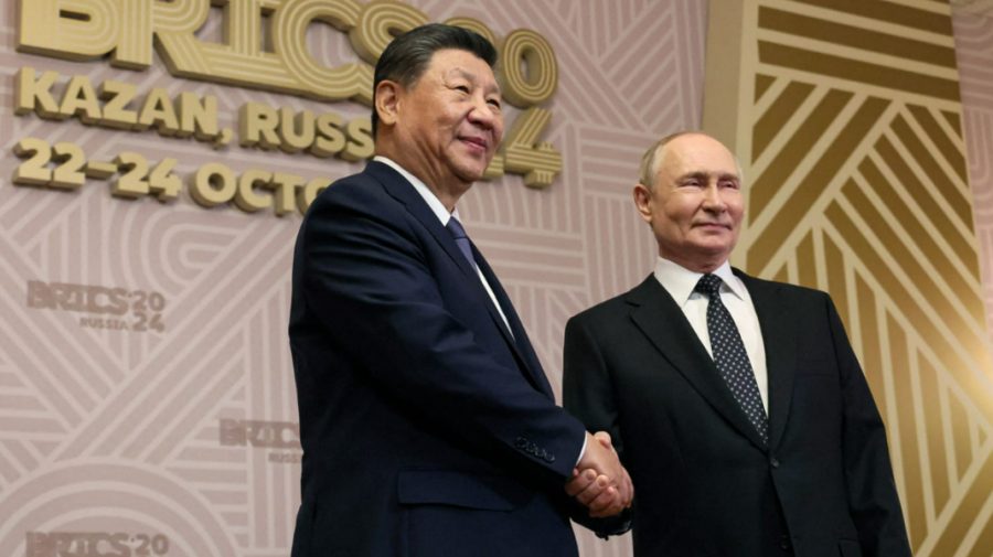 Xi Jinping, invitat de Putin la Ziua Victoriei. Preşedintele Chinei confirmă participarea la parada de 9 mai