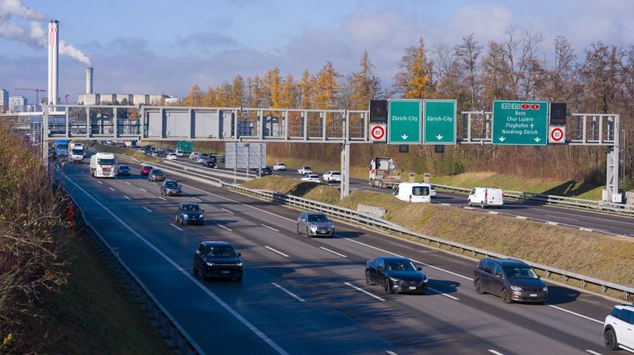 Amendă record de 105 mii de euro pentru un șofer din Elveția, după ce nu a respectat distanța de siguranță