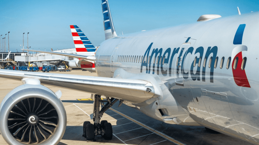 Un avion al American Airlines a aterizat la Roma, după o ameninţare cu bombă