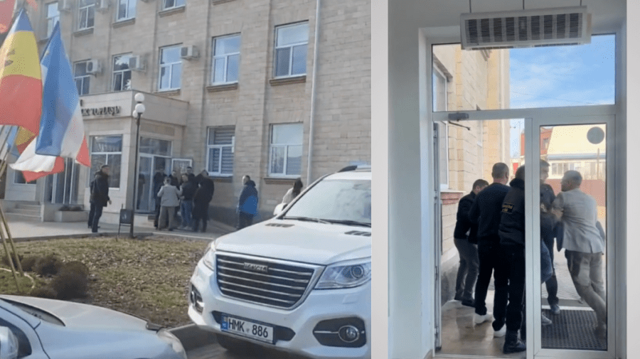 VIDEO Doi aleși din Găgăuzia au lăsat Adunarea Populară fără ușă. Nu au putut împărți televiziunea locală