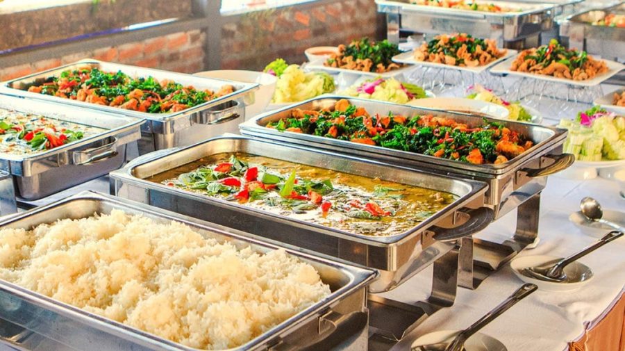 Cateringul va fi permis și în școlile care au cantină