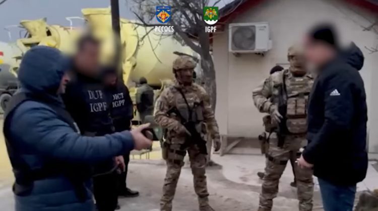 VIDEO Schemă de contrabandă cu camioane din UE – destructurată. Trei bărbați, prinși pe picior greșit