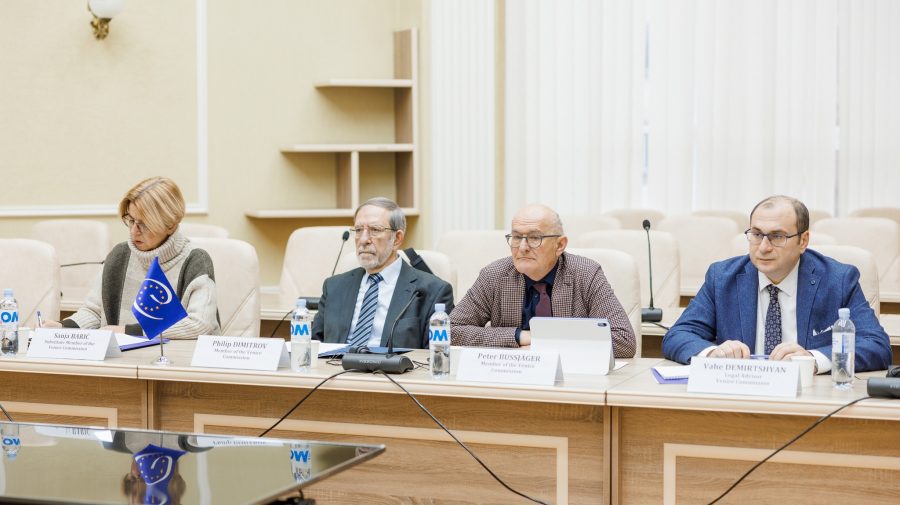 O delegație a Comisiei de la Veneția se află în Republica Moldova