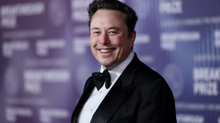 Funcţionarii americani opun rezistenţă faţă de reducerile masive coordonate de Elon Musk