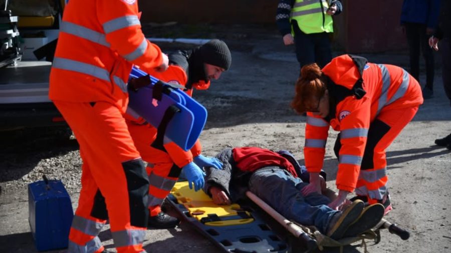 Ambulanța, tot mai solicitată în ultima perioadă. Câți cetățeni au avut nevoie de ajutorul medicilor
