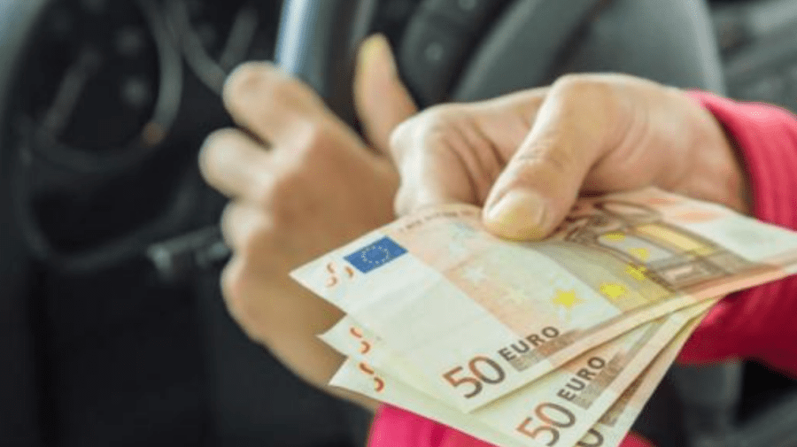 Mita, la ordinea zilei. Crește numărul denunțurilor la MAI