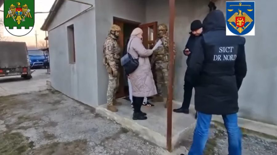 VIDEO Percheziții în nordul țării. Un angajat de la frontiera Lipcani a fost reținut
