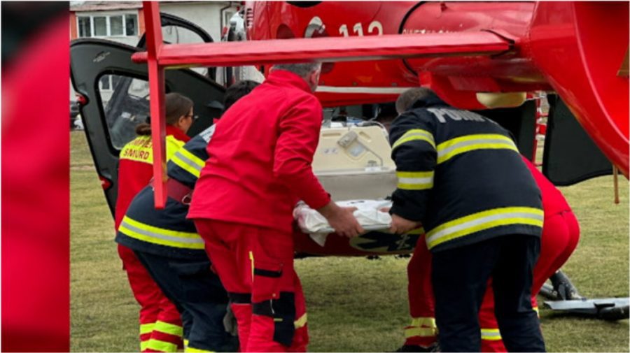 Misiune de salvare contracronometru: Un bebeluș cu pneumonie severă, dus cu elicopterul la un spital din Iași