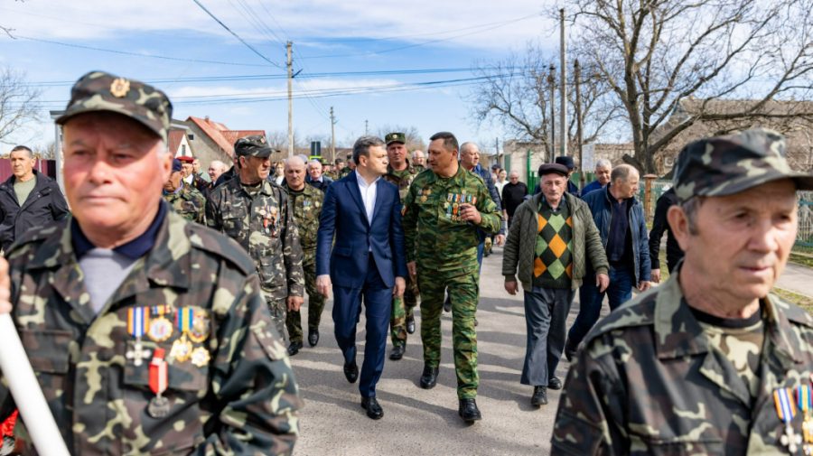 FOTO Marșul Păcii la Coșnița, pentru comemorarea eroilor din războiul de pe Nistru