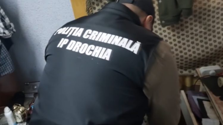 VIDEO Percheziții în nordul țării. Patru persoane sunt suspectate de circulația ilegală a drogurilor