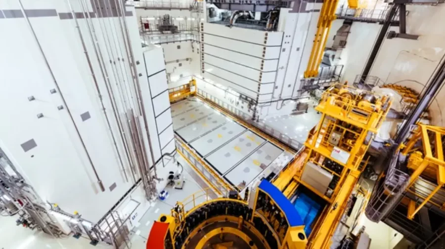 Scurgeri de lichid radioactiv, în timpul mentenanţei la cel mai puternic reactor nuclear funcțional din Europa