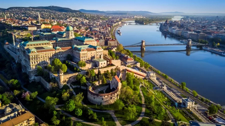 Ungaria va interzice primirea de noi locuitori în orașele sale, pentru ”protejarea identităţii locale”