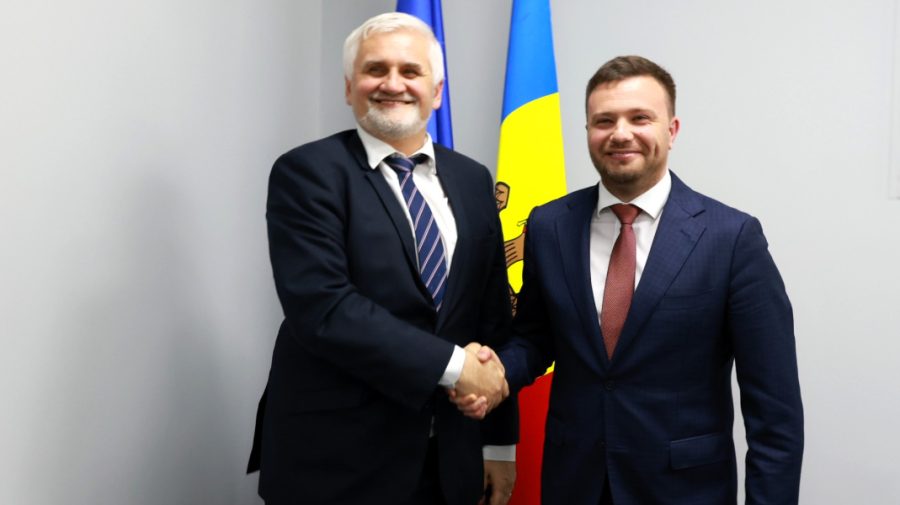 Sergiu Lazarencu s-a întâlnit cu Jan Dusik. Au discutat despre provocările actuale de protecție a mediului