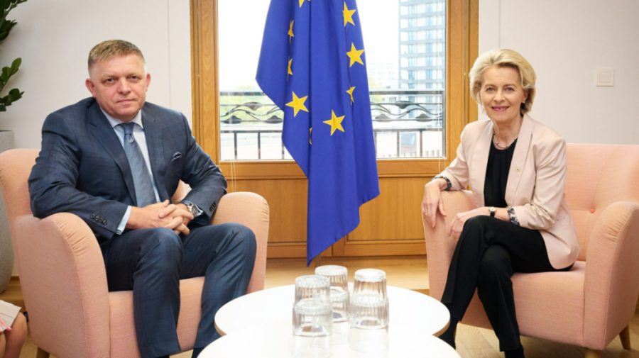 Robert Fico spune că Ursula von der Leyen l-a făcut „idiot” în timpul ultimei discuții. „M-a certat jumătate de oră”