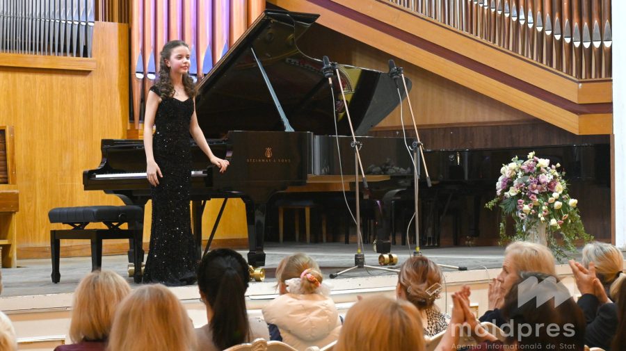 Tânăra pianistă Martina Meola a câștigat locul I la Concursul Internațional de Pian din Elveția