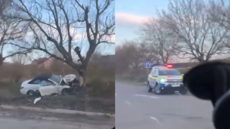 VIDEO Un Mercedes s-a izbit violent într-un copac. O persoană a ajuns la spital