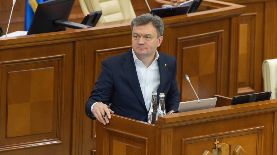 Bugetul +Plus, adoptat în prima lectură cu votul a 55 de deputați