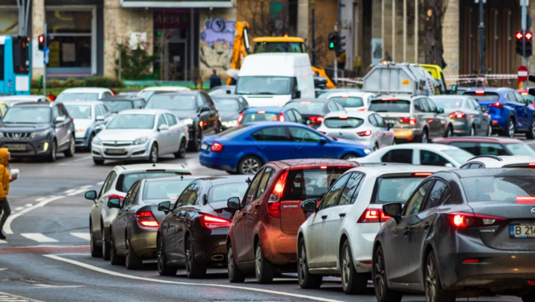 UE înăsprește regulile privind reciclarea mașinilor vechi. Noile reguli intră în vigoare de astăzi