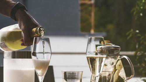 Șampania franceză, recolta 2026, ar putea avea până la 15% alcool. Care este motivul