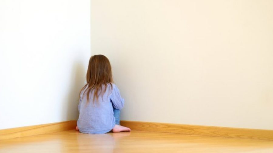 Caz de agresiune la o grădiniță din Anenii Noi. Educatoarea și asistenta, concediate