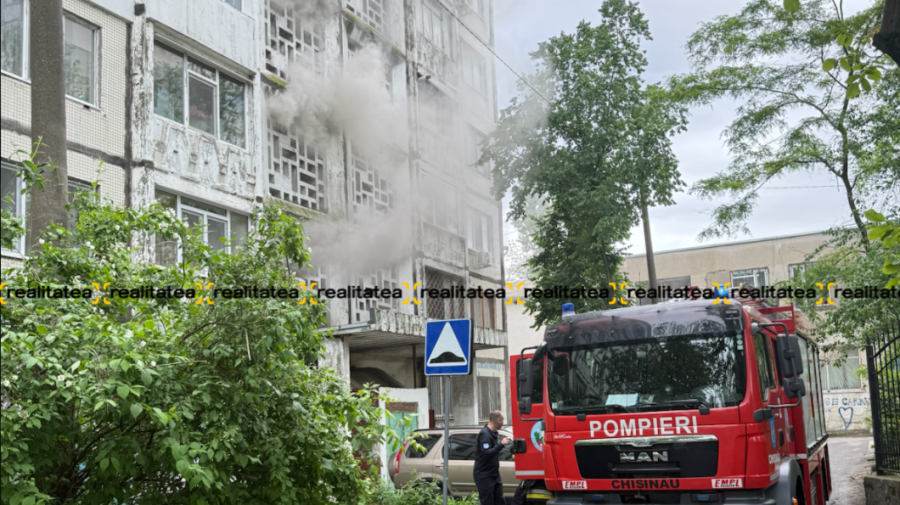 Incendiul de la Telecentru: 19 persoane, inclusiv 4 copii, au fost evacuate de pompieri. IGSU vine cu detalii