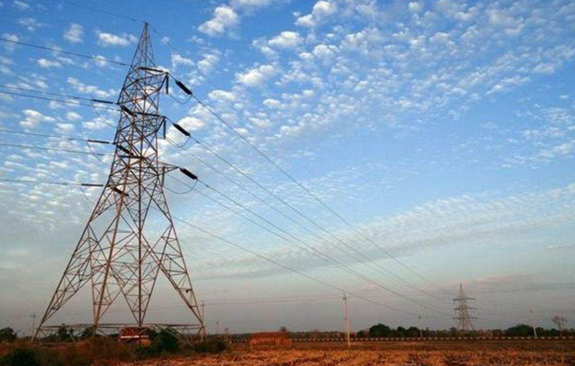 România avansează cu proiectul unei noi linii electrice de înaltă tensiune către Moldova