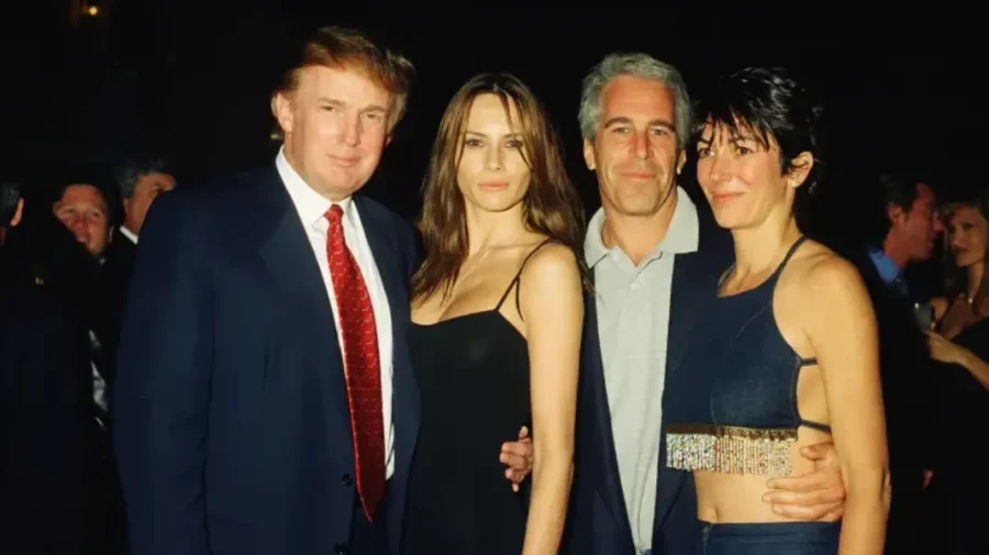 Biden susține că „Epstein i-a făcut cunoștință Melaniei cu Trump”. Prima Doamnă îl amenință cu proces de 1 miliard $