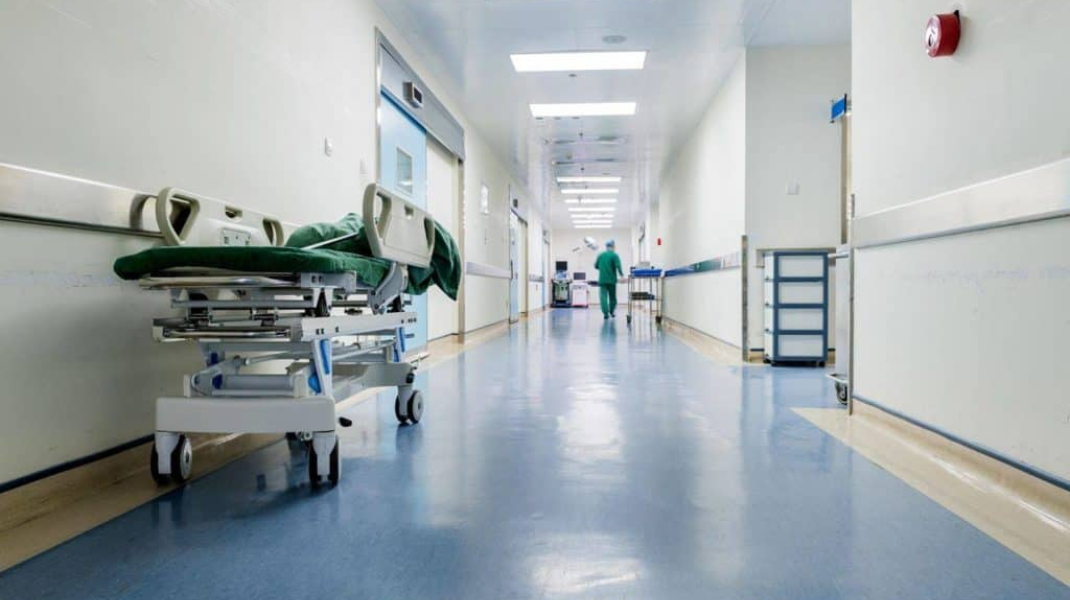 O pensionară din Rîbnița, transportată la spital, după ce s-a intoxicat în propria casă