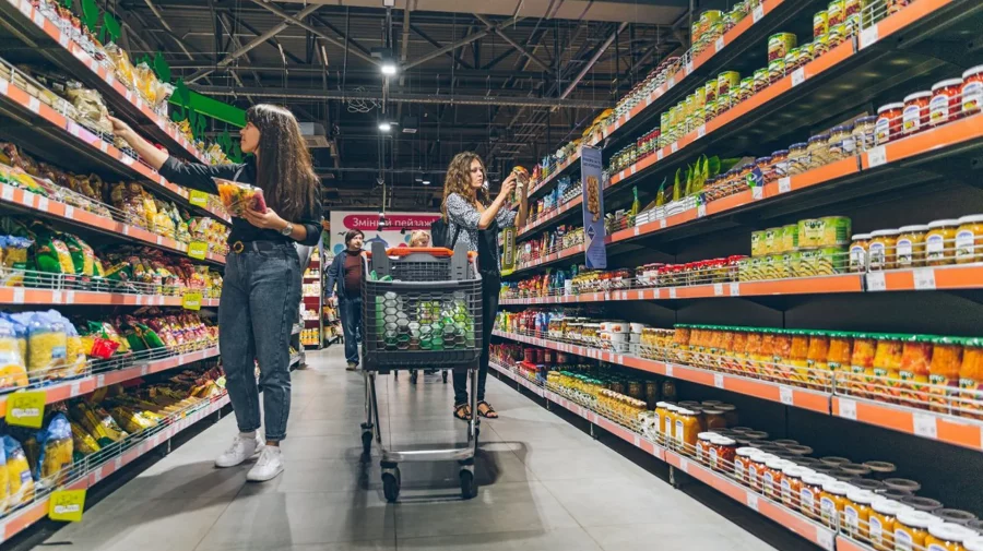 Ministrul Economiei: Impunerea a 50% produse locale pe rafturi nu respectă legea și principiile pieței