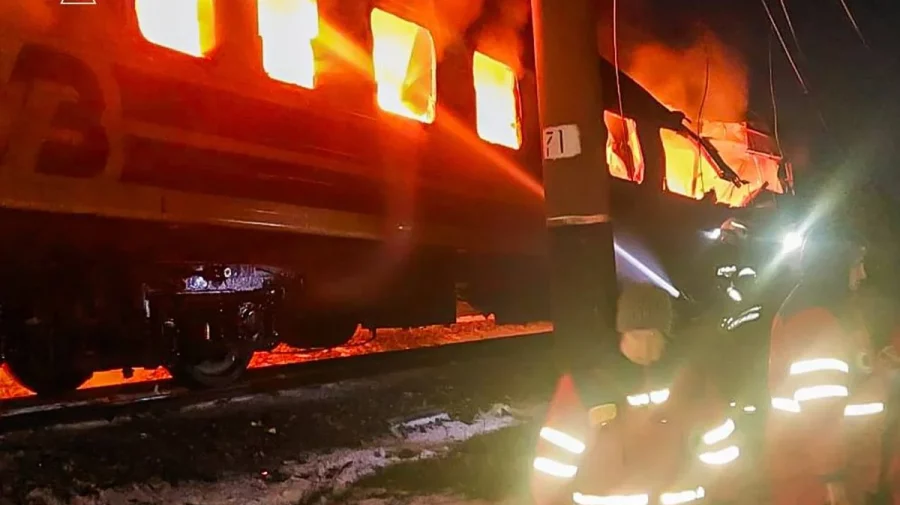 VIDEO Zelenski condamnă atacul cu drone asupra unui tren de pasageri din regiunea Harkov