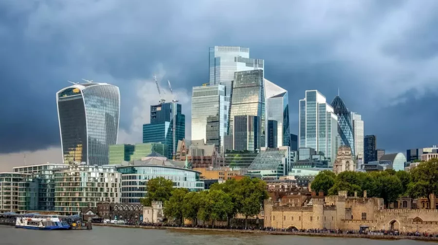 China îşi construieşte o mega-ambasadă la Londra cu 208 camere secrete subterane. Planul, aprobat de guvern